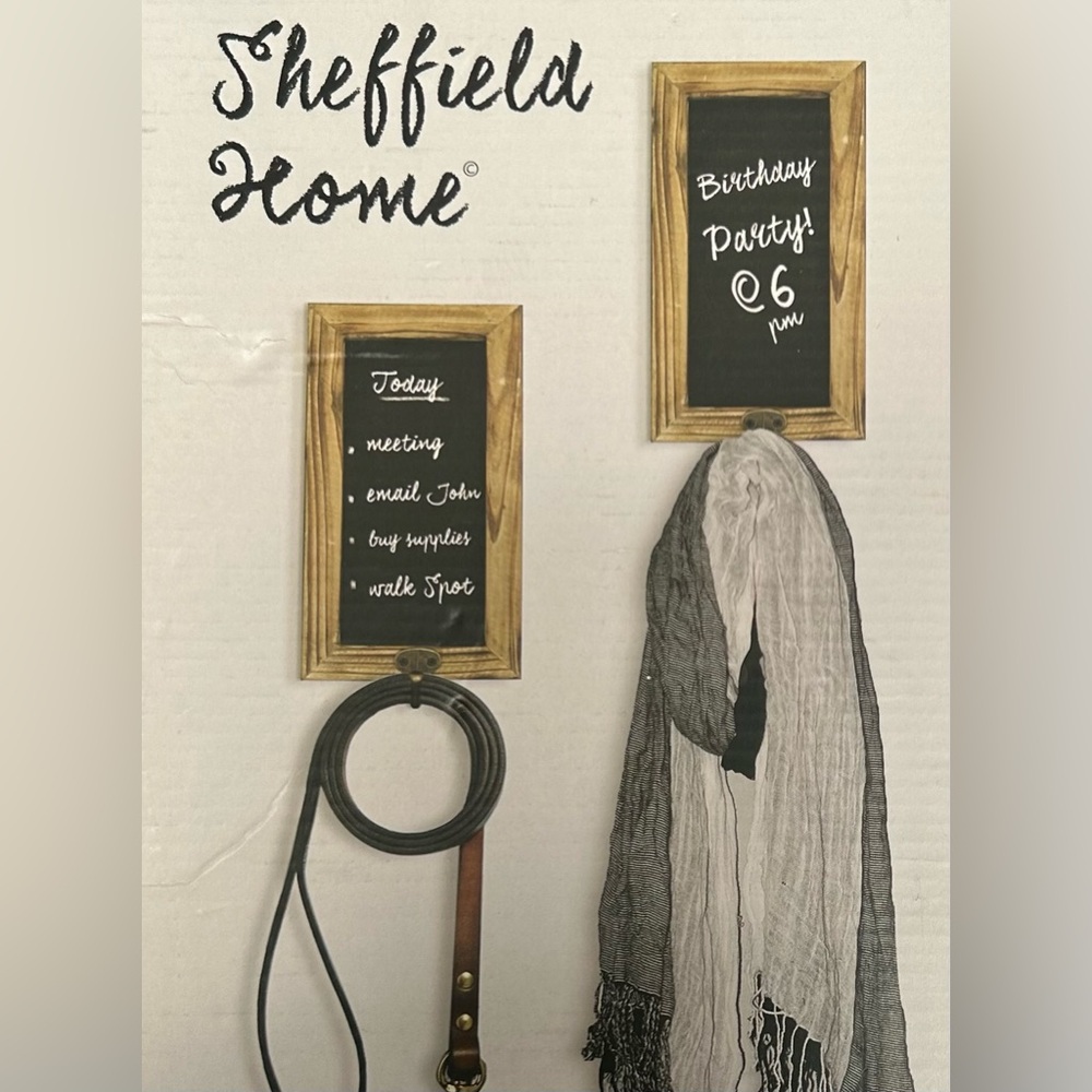 SHEFFIELD HOME 2-pcs Rustic Chalkboards with Hooks #0715252